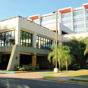 https://howard-johnson-centro-cardiovascular-san-juan.sanjuanpuertorico-hotels.com